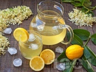 Домашна лимонада от бял бъз и лимон (сок от бъз)